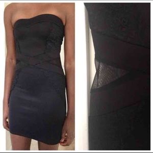 Strapless LBD