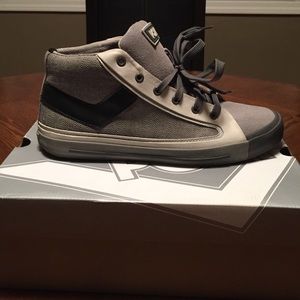 Pony - Feed The Cat Mid