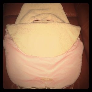 Like New: JJ Cole Collection "Bundle Me" - Pink
