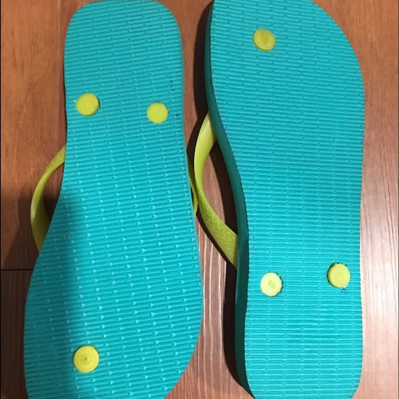 Authentic Berzelius Flip Flops - Picture 2 of 2