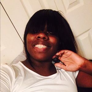 Meet your Posher, Earline