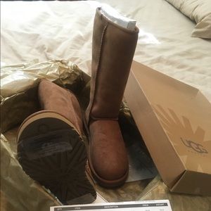 Authentic UGG boots size 7