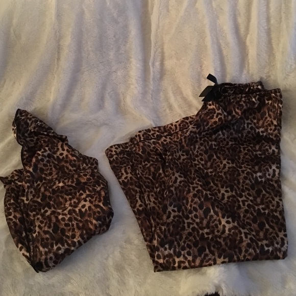 Sexy Two Piece Cheetah Print Pajama Set