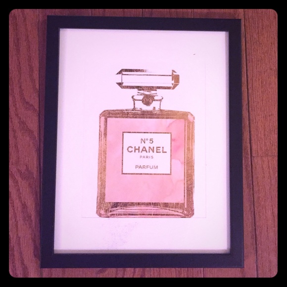 Chanel photo
