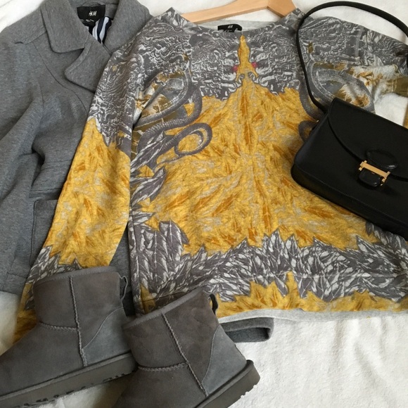 Versac-like Sweatshirt size S/M - Picture 2 of 4