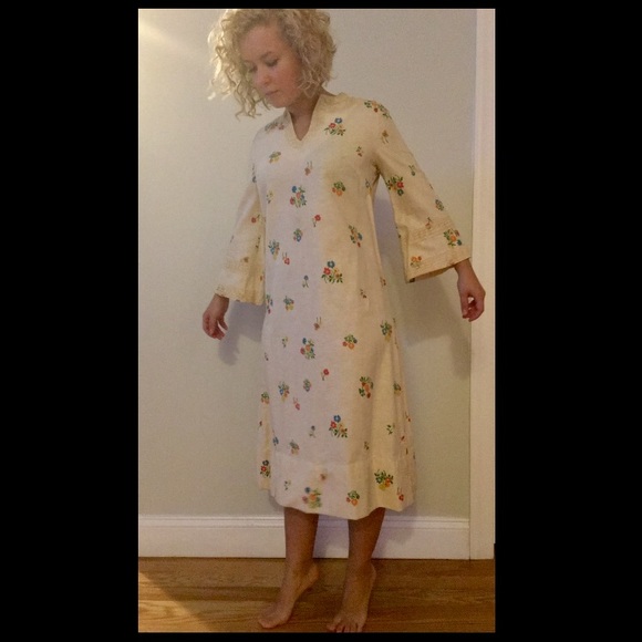 Vintage hippie frock!