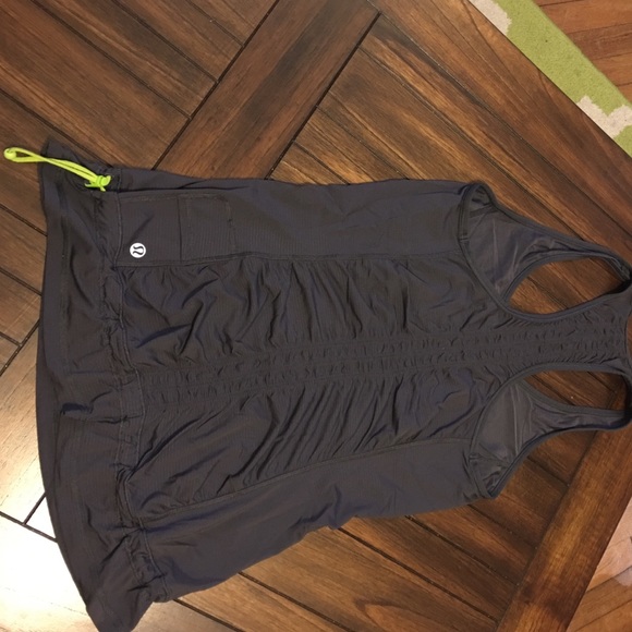 lululemon tank top - Picture 2 of 4