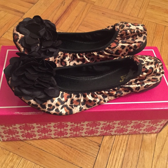 Leopard stretch flats