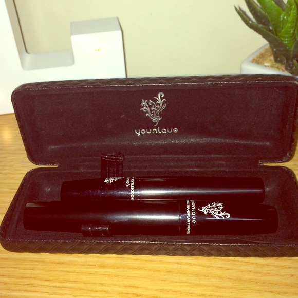 Younique Fiber Lash Mascara