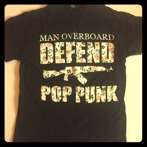 Hot Topic Shirt Man Overboard Defend Pop Punk