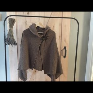 Ralph Lauren cape in a soft brown tweed. One size.