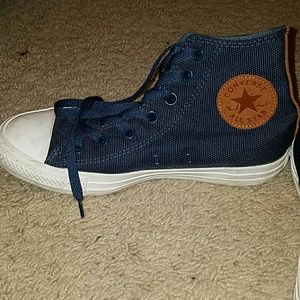 Canvas blue Converse