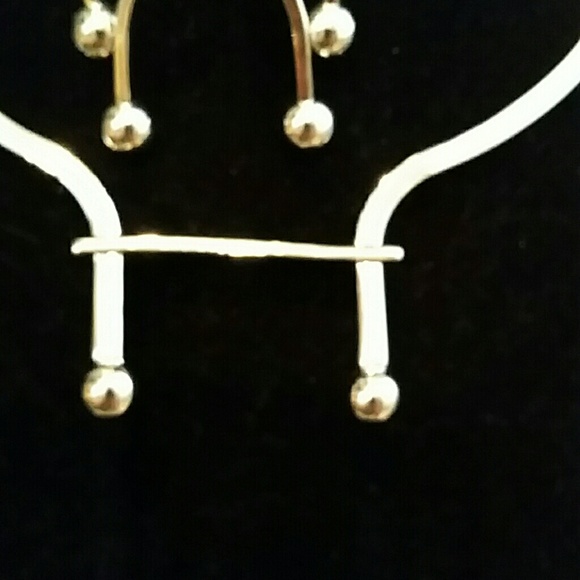 NWT Rebecca Minkoff Silver Set of Jewelry - Picture 3 of 3