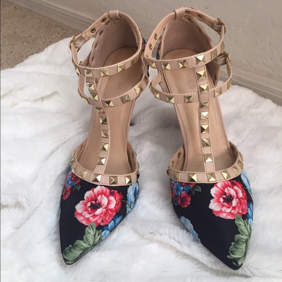 Wild Diva Shoes Wild Diva Lounge Shoes Size 6 2 Poshmark
