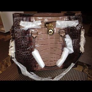 NWT Authentic Michael Kors Hamilton Bag.