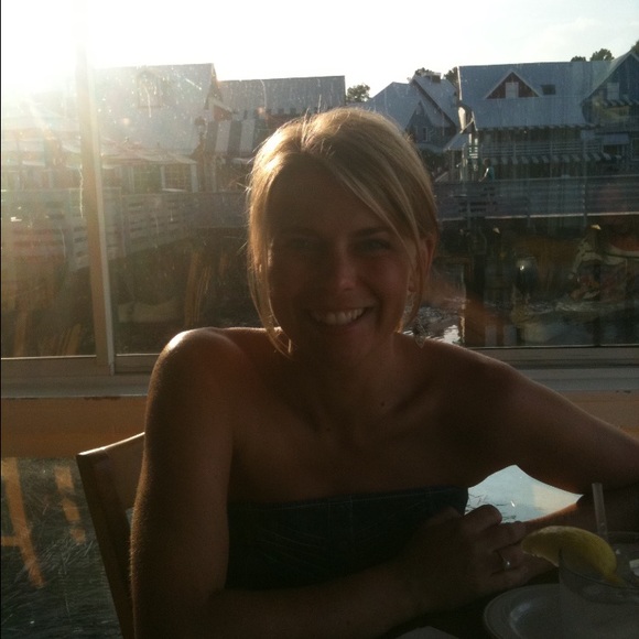 Meet your Posher, Shana