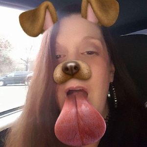 Meet your Posher, Denise