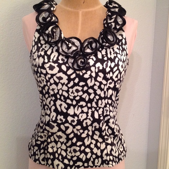 Jackie Jon Tops - Boutique Jackie Jon Beautifully Tailored Top