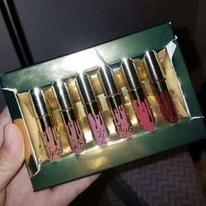 Authentic Kylie LE Birthday Mini Liquid Lipsticks