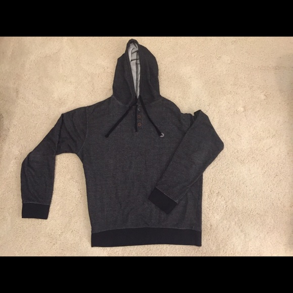 Top Clothes Bundle - Picture 2 of 4