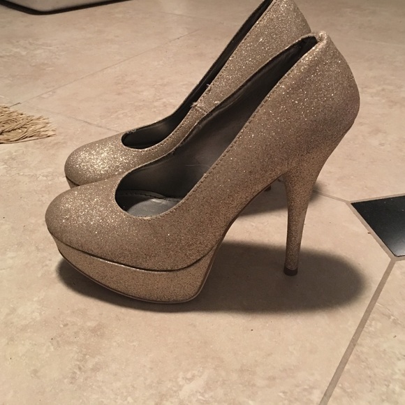 Gold stiletto heels