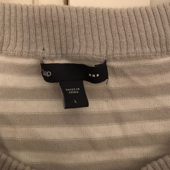 Gap Striped Short Sleeve Sweater - Picture 2 of 3