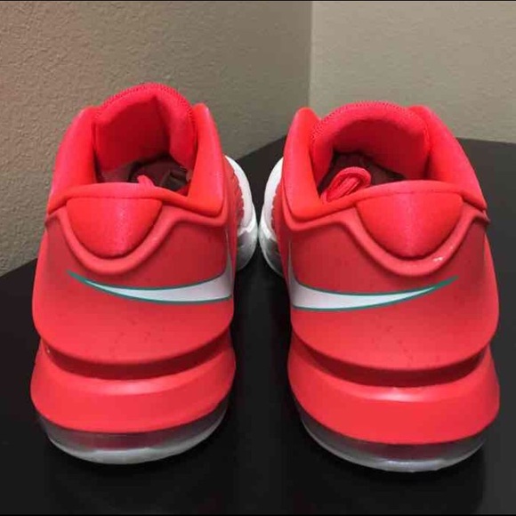 Flash SALE! Nike KD 7 "XMAS" - Picture 2 of 4