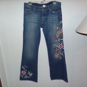 Lucky brand lil Maggie embroidered Jean