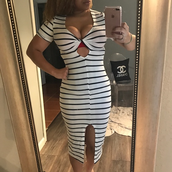 Sexy Stripe dress - Picture 2 of 6