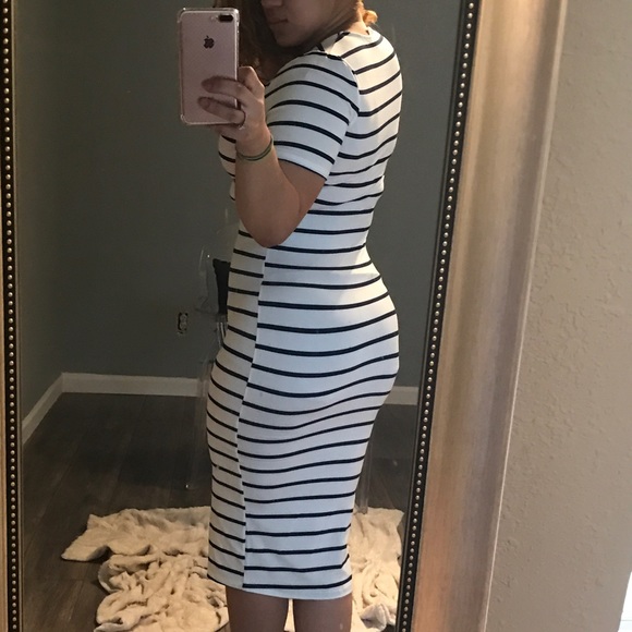 Sexy Stripe dress - Picture 4 of 6