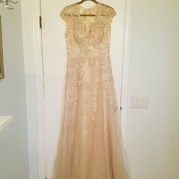 Custom Wedding Gown - Picture 1 of 4