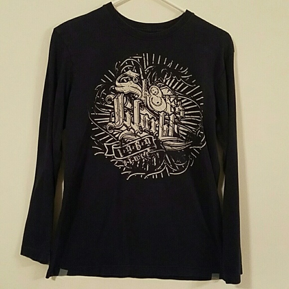 Long sleeve t-shirt