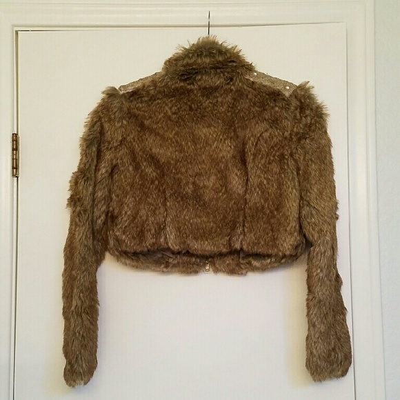 Cropped Jacket - Picture 3 of 4