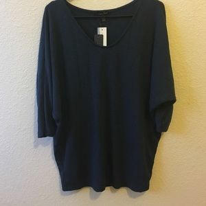 *NEW WITH TAGS* classic dolman tee