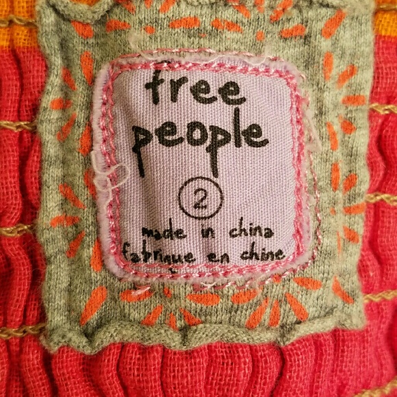 Playful Summer Dress - Picture 4 of 4