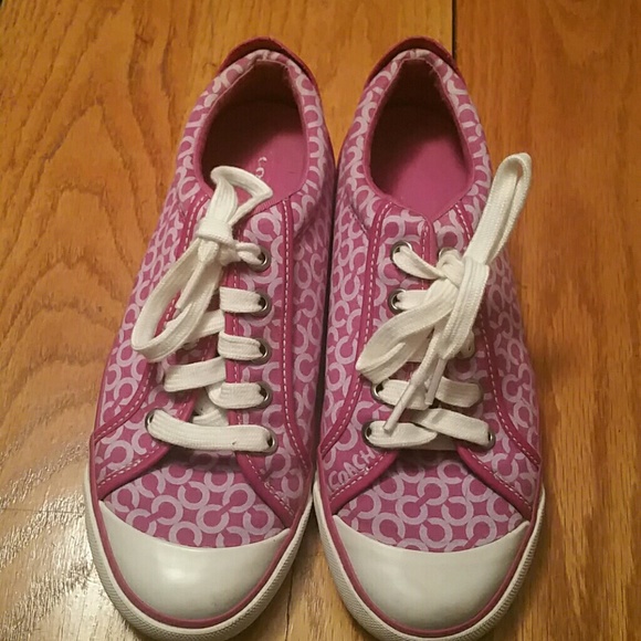 Coach Barrett tennis shoes size 7B plum