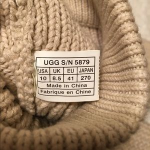 UGG knit boots, still new
