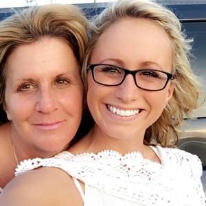 Meet your Posher, Alyson