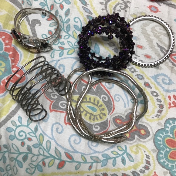 Bracelets - Picture 1 of 1