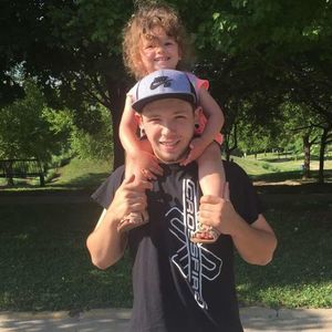 Meet your Posher, Zachary