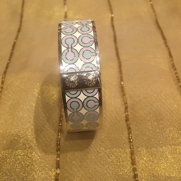 Coach enamel bangle bracelet authentic - Picture 4 of 4
