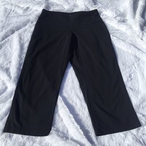 Prana Yoga Capris Color Black