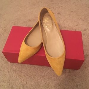 Roger Vivier Suede Ballerine Flat, Size 35.5