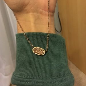 Kendra Scott necklace