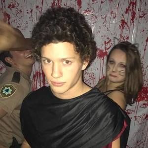 Meet your Posher, Byron