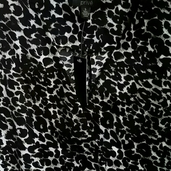 PRIVE Leopard  Long Sleeve Blouse - Picture 7 of 8