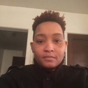 Meet your Posher, Regina