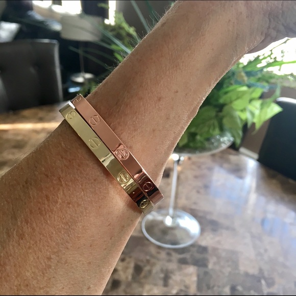 Love bangle bracelets - Picture 3 of 4