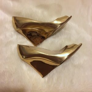 Jimmy Choo Shoes - Gold Jimmy Choo Peep Toe Bello Wedge Jimmy Choo Shoes - Gold Jimmy Choo Peep Toe Bello Wedge