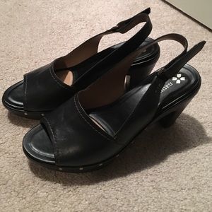 Naturalizer N5 Contour Leather and wooden Sandals